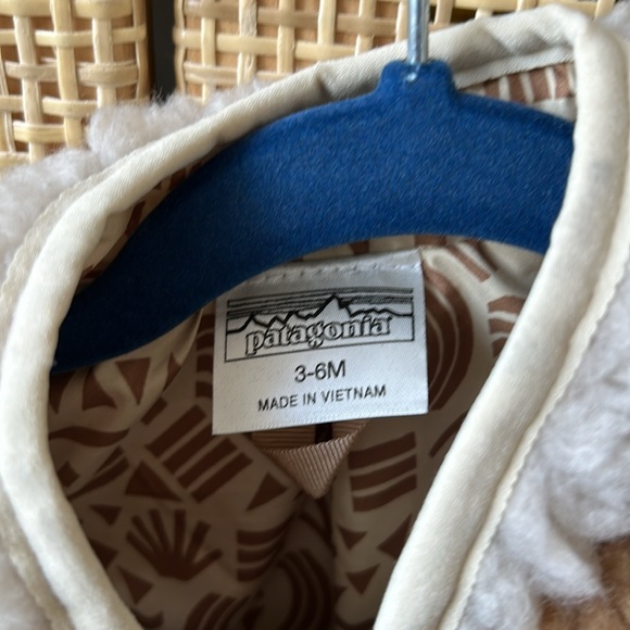 Baby Patagonia Retro-X Fleece Vest - Picture 2 of 4